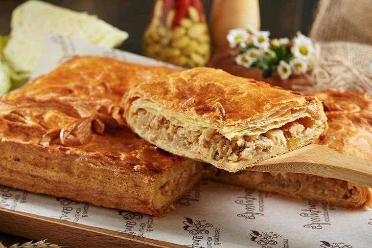 пирог с капустой и яйцом